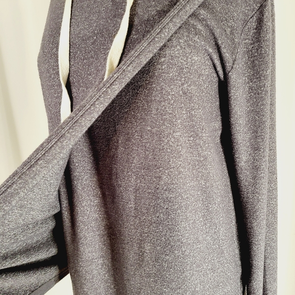 PEACE LOVE WORLD Longsleeve Hooded Shirt Small - Picture 10 of 10